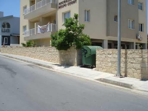Melpo Court Apartment Geroskipou Exterior foto